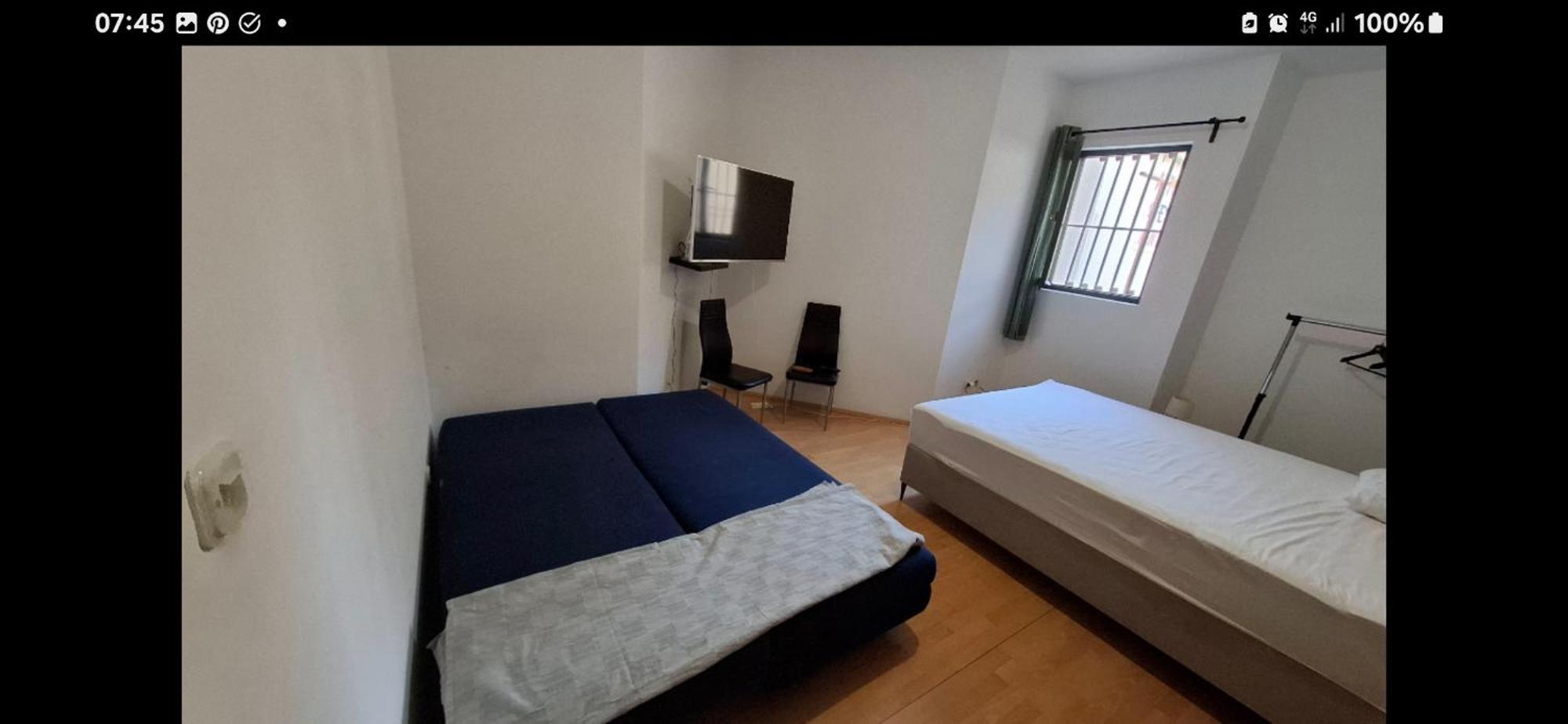 Apartment With Garden Split
